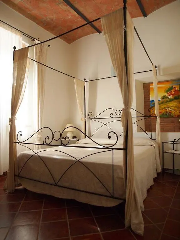 Saturnia Residence Poggio Murella 0*,