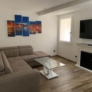 Casa Elena , Venezia Italia