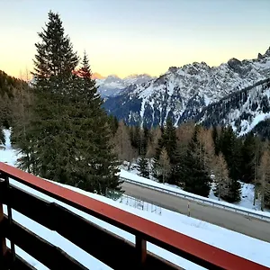 Casa Aq28 Sulle Piste Da Sci , Falcade Italia